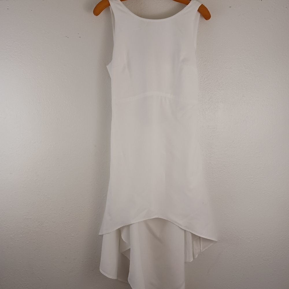 Samantha Leibowitz white open back asymmetrical dress size S new with tags